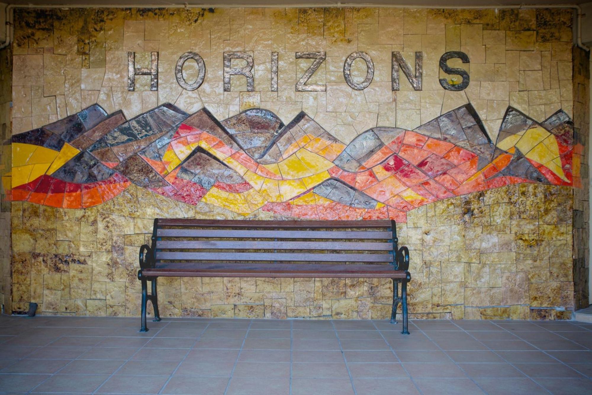 Horizons - Official