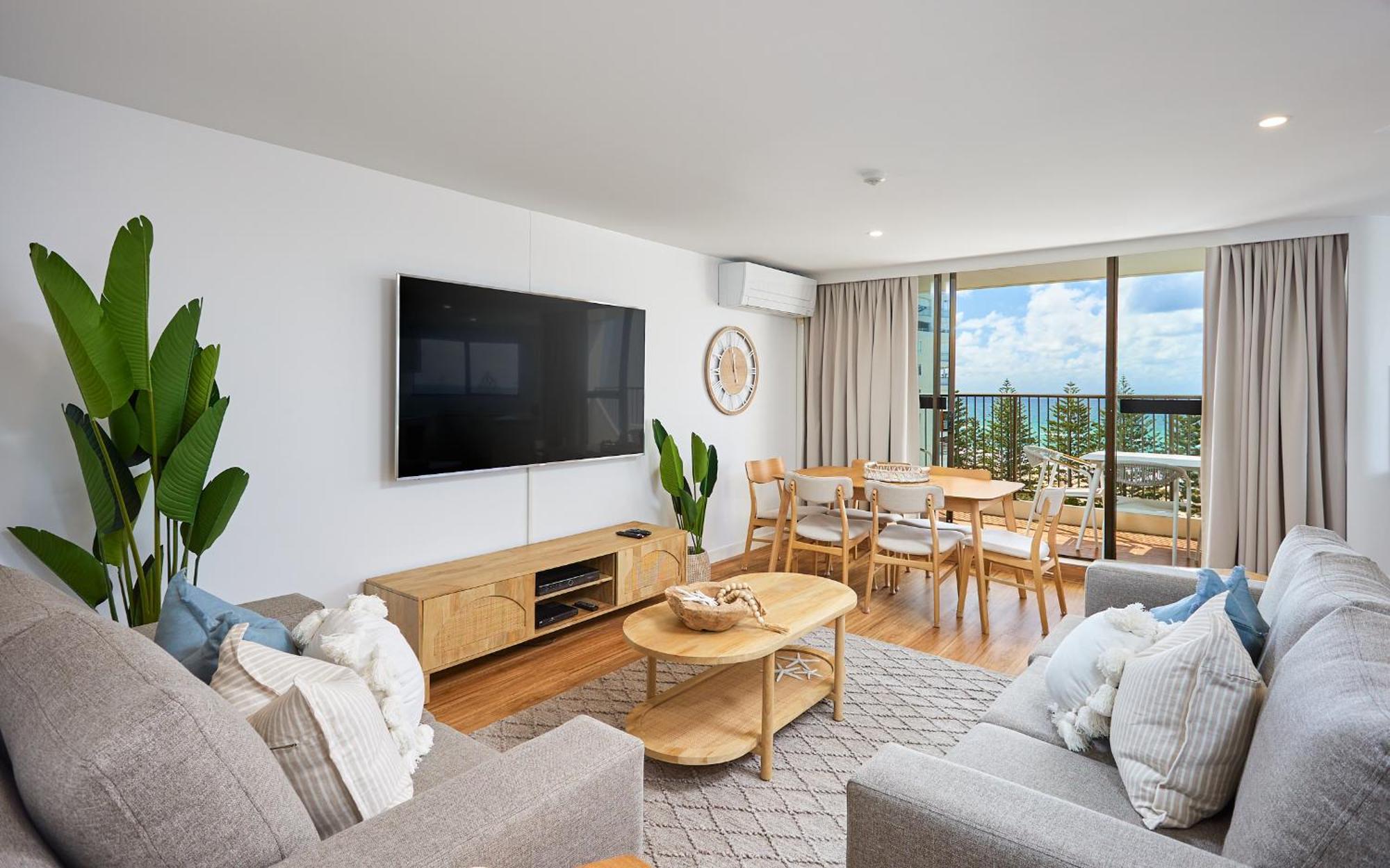 Horizons - Official 3* Gold Coast